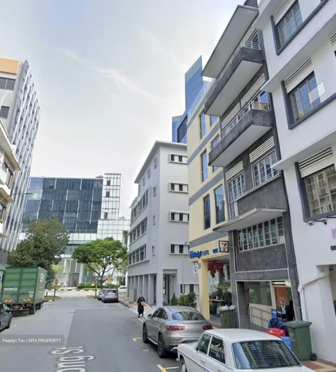 Hongkong Street (D1), Office #589174601